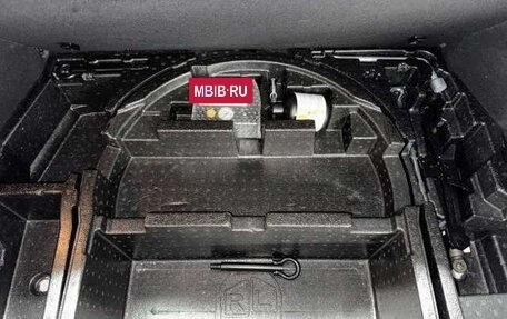 Toyota C-HR I рестайлинг, 2017 год, 1 200 000 рублей, 17 фотография