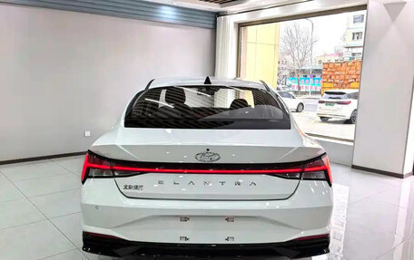 Hyundai Elantra, 2023 год, 1 449 244 рублей, 5 фотография