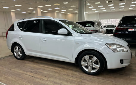 KIA cee'd I рестайлинг, 2009 год, 690 000 рублей, 4 фотография