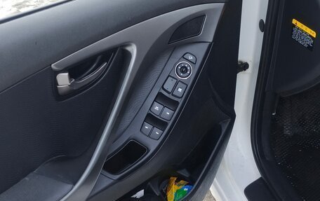 Hyundai Avante, 2010 год, 850 000 рублей, 6 фотография