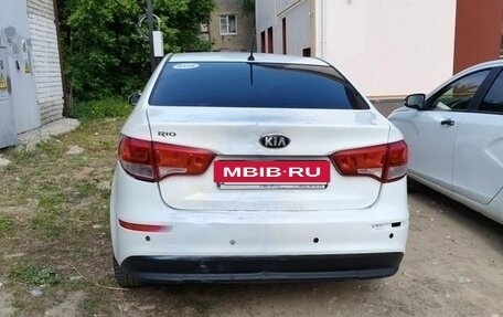 KIA Rio III рестайлинг, 2015 год, 390 000 рублей, 4 фотография