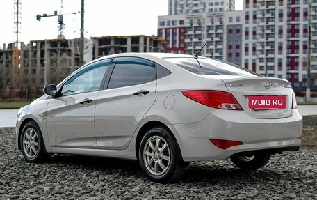 Hyundai Solaris II рестайлинг, 2014 год, 1 129 000 рублей, 7 фотография
