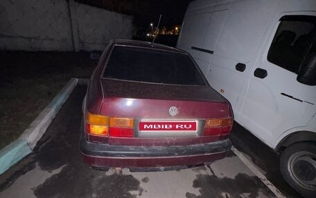 Volkswagen Vento, 1993 год, 80 000 рублей, 1 фотография