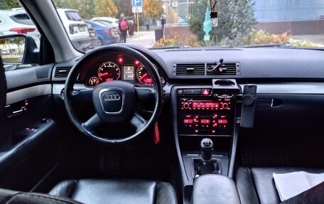 Audi A4, 2006 год, 700 000 рублей, 20 фотография