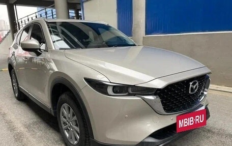Mazda CX-5 II, 2022 год, 1 840 000 рублей, 3 фотография