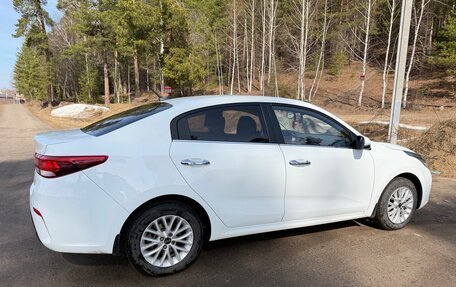 KIA Rio IV, 2018 год, 1 280 000 рублей, 4 фотография