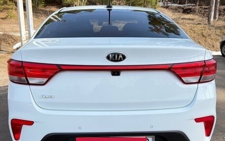 KIA Rio IV, 2018 год, 1 280 000 рублей, 2 фотография