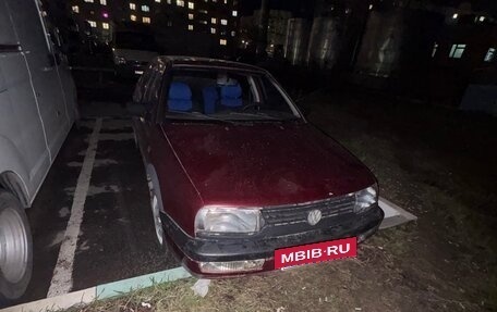 Volkswagen Vento, 1993 год, 80 000 рублей, 2 фотография
