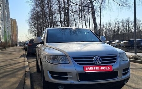 Volkswagen Touareg III, 2008 год, 1 250 000 рублей, 2 фотография