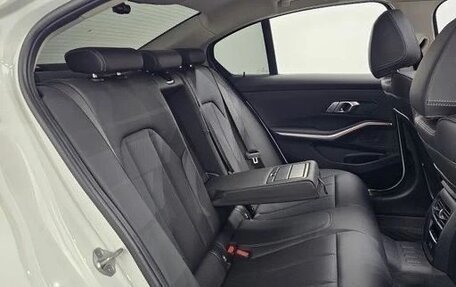 BMW 3 серия, 2022 год, 3 870 000 рублей, 11 фотография