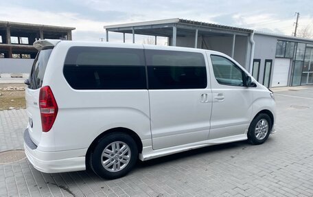 Hyundai H-1 II рестайлинг, 2021 год, 4 500 000 рублей, 3 фотография