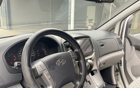Hyundai H-1 II рестайлинг, 2021 год, 4 500 000 рублей, 7 фотография