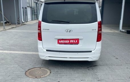 Hyundai H-1 II рестайлинг, 2021 год, 4 500 000 рублей, 4 фотография