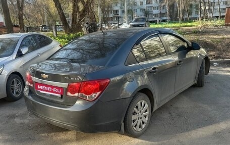 Chevrolet Cruze II, 2011 год, 530 000 рублей, 3 фотография
