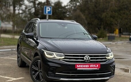 Volkswagen Tiguan II, 2021 год, 3 600 000 рублей, 4 фотография