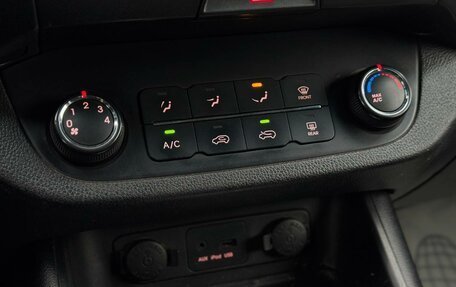 KIA Sportage III, 2012 год, 1 085 000 рублей, 23 фотография