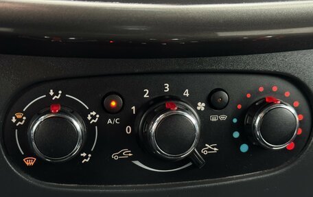 Renault Logan II, 2021 год, 1 270 000 рублей, 21 фотография