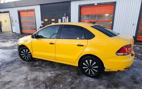 Volkswagen Polo VI (EU Market), 2017 год, 550 000 рублей, 3 фотография