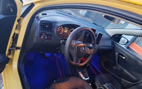 Volkswagen Polo VI (EU Market), 2017 год, 550 000 рублей, 8 фотография