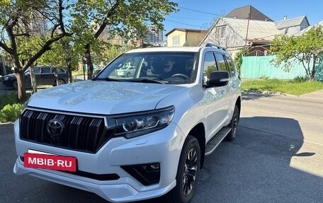 Toyota Land Cruiser Prado 150 рестайлинг 2, 2020 год, 6 800 000 рублей, 7 фотография