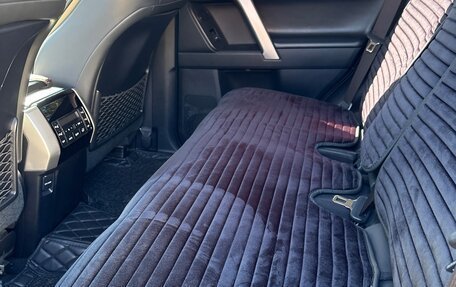 Toyota Land Cruiser Prado 150 рестайлинг 2, 2020 год, 6 800 000 рублей, 20 фотография