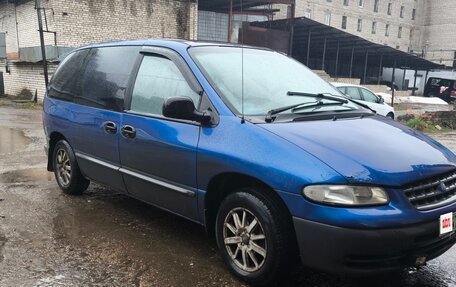 Plymouth Voyager III, 1999 год, 450 000 рублей, 2 фотография