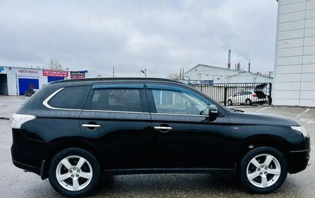 Mitsubishi Outlander III рестайлинг 3, 2013 год, 1 520 000 рублей, 7 фотография