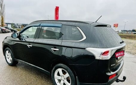 Mitsubishi Outlander III рестайлинг 3, 2013 год, 1 520 000 рублей, 2 фотография
