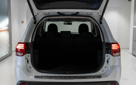 Mitsubishi Outlander III рестайлинг 3, 2021 год, 2 175 000 рублей, 23 фотография