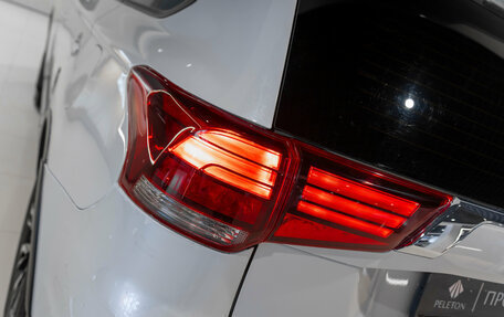 Mitsubishi Outlander III рестайлинг 3, 2021 год, 2 175 000 рублей, 27 фотография