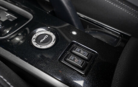 Mitsubishi Outlander III рестайлинг 3, 2017 год, 2 190 000 рублей, 14 фотография