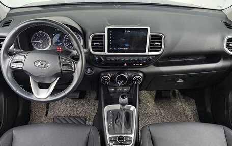 Hyundai Venue I, 2022 год, 1 587 000 рублей, 7 фотография