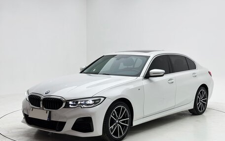 BMW 3 серия, 2021 год, 2 900 000 рублей, 2 фотография