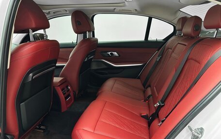 BMW 3 серия, 2021 год, 2 900 000 рублей, 22 фотография