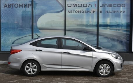 Hyundai Solaris II рестайлинг, 2011 год, 670 000 рублей, 4 фотография