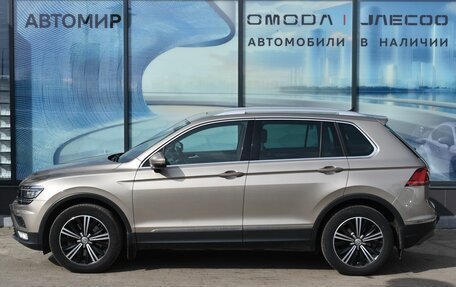 Volkswagen Tiguan II, 2017 год, 2 980 000 рублей, 8 фотография