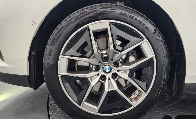 BMW 5 серия G30, 2023 год, 6 950 000 рублей, 3 фотография