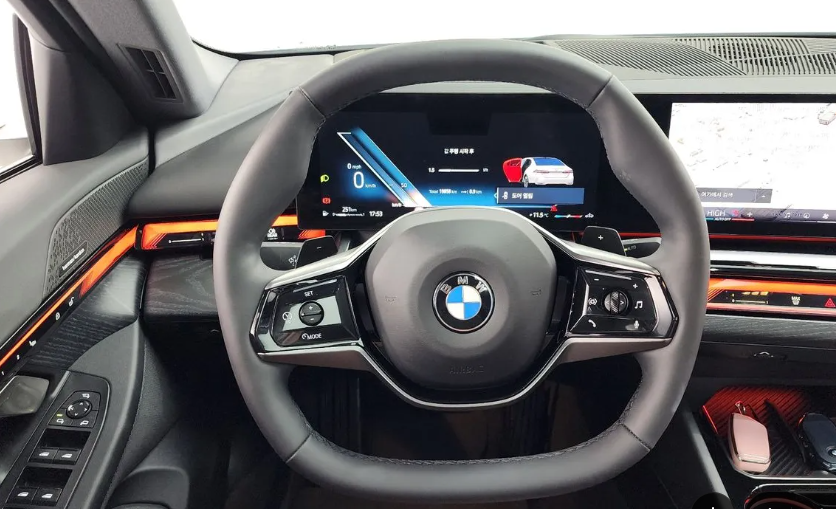 BMW 5 серия G30, 2023 год, 6 950 000 рублей, 11 фотография