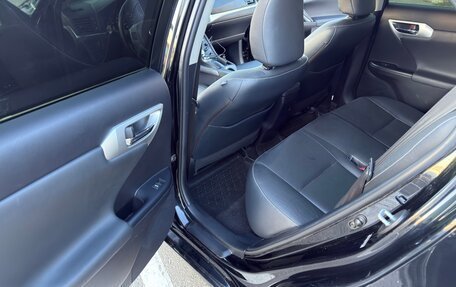 Lexus CT I рестайлинг, 2011 год, 1 600 000 рублей, 17 фотография