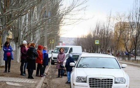 Chrysler 300C II, 2006 год, 555 555 рублей, 3 фотография