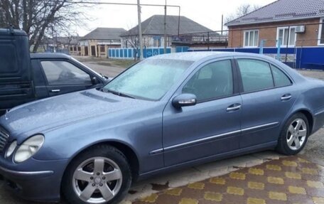 Mercedes-Benz E-Класс, 2003 год, 650 000 рублей, 3 фотография