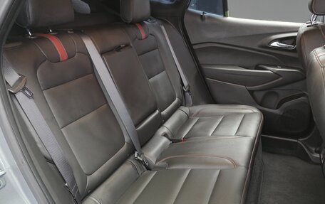 Chevrolet Trax, 2023 год, 1 620 000 рублей, 13 фотография