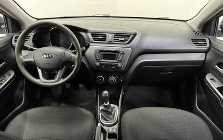 KIA Rio III рестайлинг, 2013 год, 855 000 рублей, 9 фотография