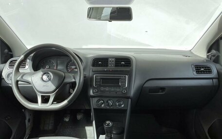 Volkswagen Polo VI (EU Market), 2019 год, 498 000 рублей, 13 фотография