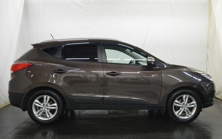 Hyundai ix35 I рестайлинг, 2013 год, 1 050 000 рублей, 4 фотография