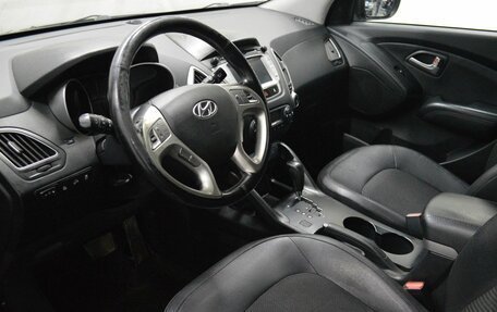 Hyundai ix35 I рестайлинг, 2013 год, 1 050 000 рублей, 10 фотография