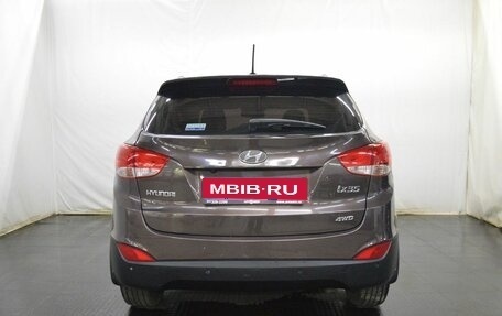 Hyundai ix35 I рестайлинг, 2013 год, 1 050 000 рублей, 6 фотография