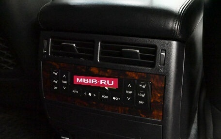 Toyota Land Cruiser 200, 2012 год, 3 540 000 рублей, 13 фотография