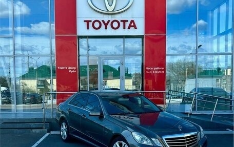 Mercedes-Benz E-Класс, 2010 год, 1 290 000 рублей, 3 фотография