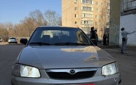 Mazda 323, 1999 год, 240 000 рублей, 1 фотография